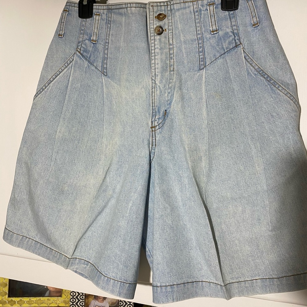 Vintage match super high waisted shorts size 30🌻